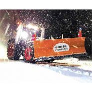 Tractor 27 - Lame de déneigement moyenne, brevetée - Orsi avec système d'amortissement à ressorts et orientation hydraulique_0