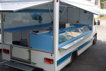 Service d'aménagement camion magasin - Réalisation sur mesure pour marchés et tournées_0