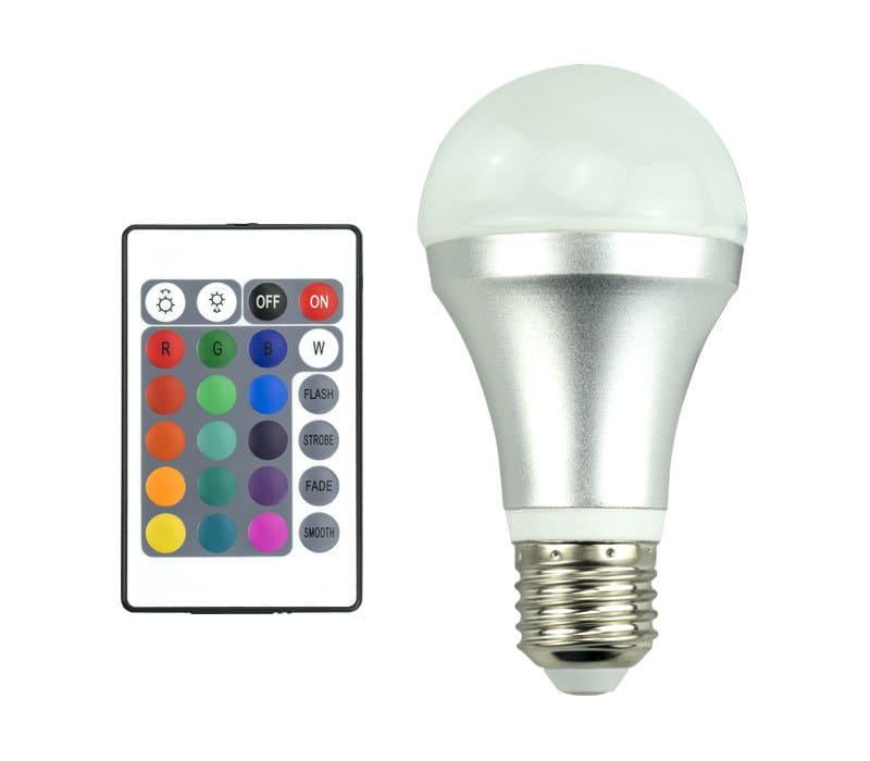 AMPOULE LED À VARIATION DE COULEURS A60, 4W, 65LM E27