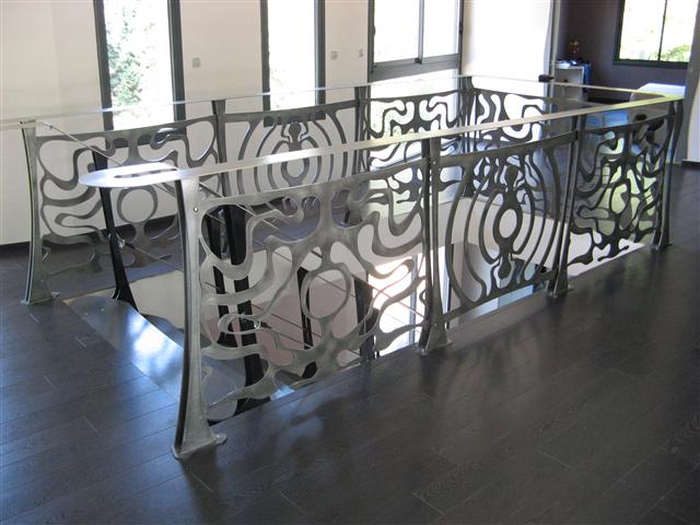 Escaliers design tout métal et/ou marches en bois - Avec garde-corps ou rambardes pour mezzanines_0