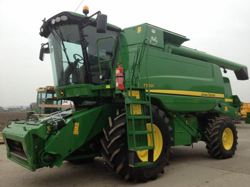 Moissonneuse batteuse John Deere T550 i - Année 2010 - Largeur de coupe 6,7m - Très bon état_0