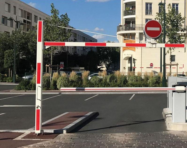 Demi-portiques tournants réglables en hauteur et largeur - maîtrise d'accès pour voies étroites_0
