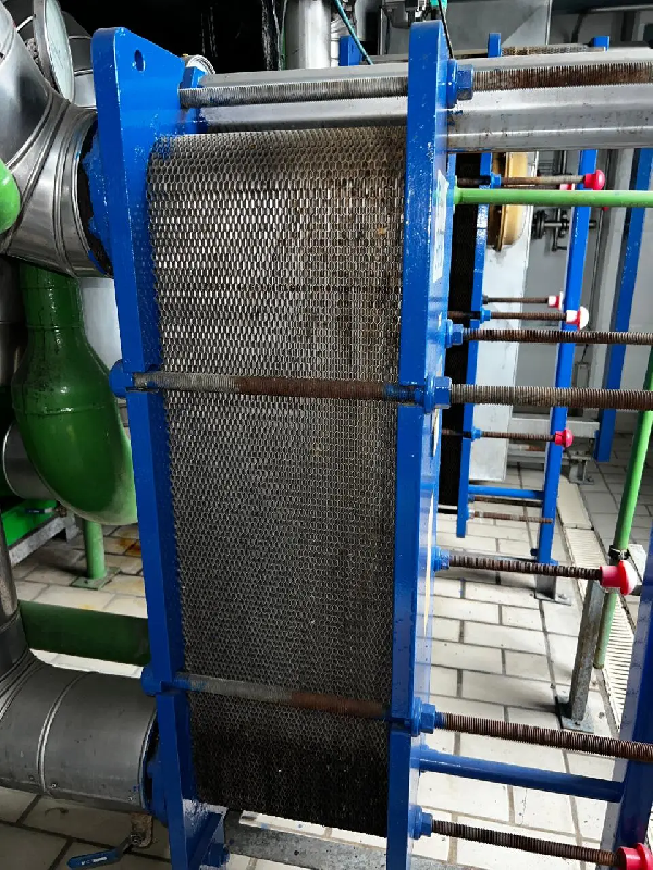 Échangeur à plaques apv n25 21m2 occasion_0