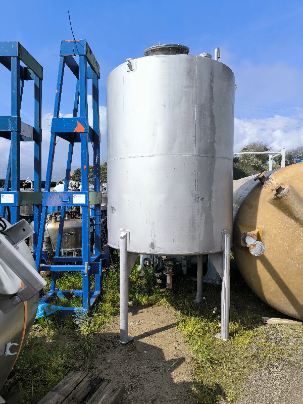 Cuve verticale en acier inoxydable - référence : c13714_0