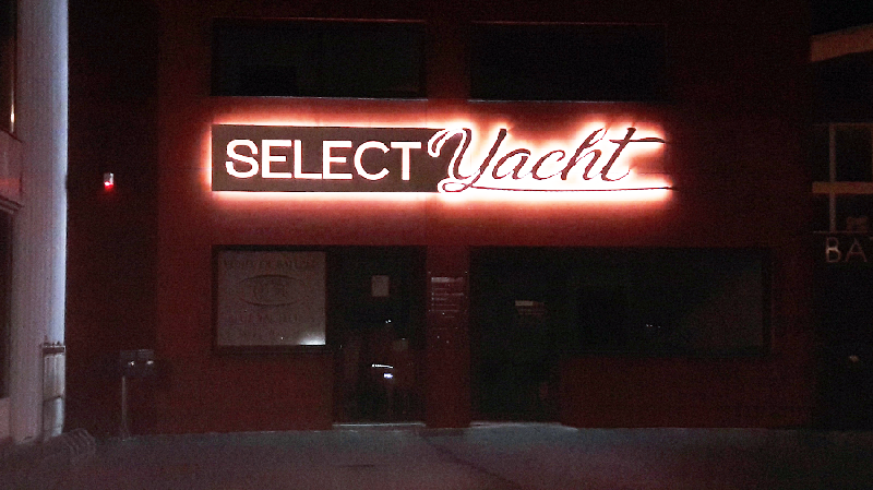 Enseigne lettres découpées Dibond lumineuse rétroéclairée - Noir_0