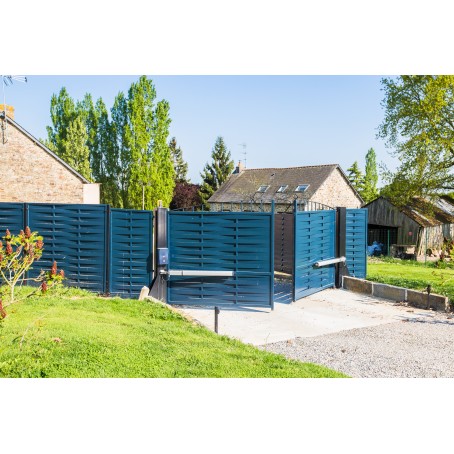 Palissade pour site industriel - structure métallique - ossature acier et finitions personnalisables_0