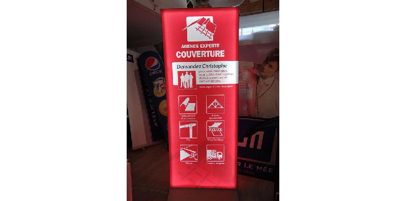 Totem sur-mesure - structure modulable en tissu ou PVC avec options personnalisables_0
