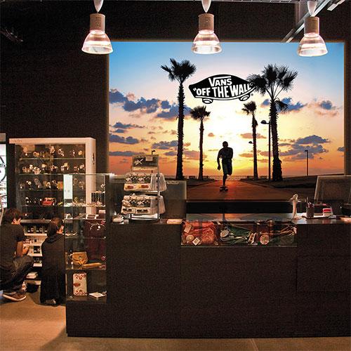 Caisson lumineux mural - cadre aluminium sur-mesure avec LEDs et visuel interchangeable_0