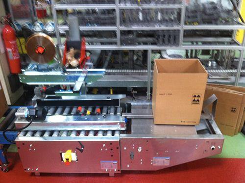 Formeuse de caisses semi-automatique - Pliage rabats latéraux - Utilisation comme table de remplissage_0