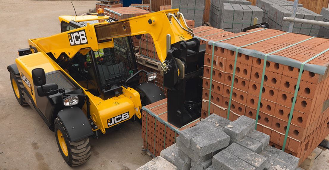 525-60 Hi-Viz Chariot Télescopique Compact - Moteur JCB Diesel by Kohler - 2,5t / 6m / 74cv_0