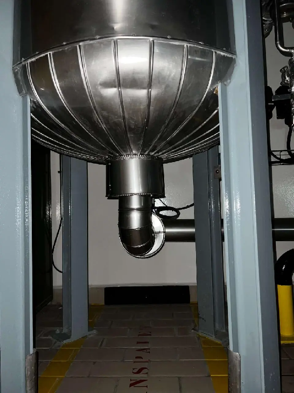 Cuve en acier inoxydable 1 074 litres isolé thermiquement d'occasion - référence : c9612_0