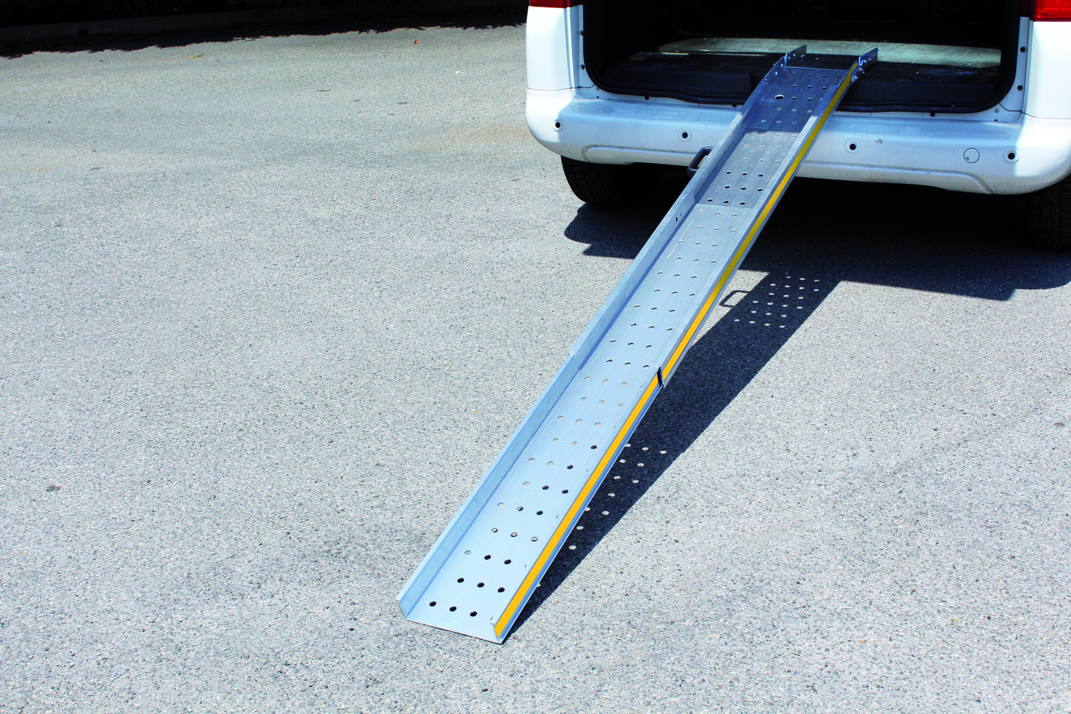 Rampes de chargement WM Telescopic - aluminium antidérapant, système ajustable et capacité 300 kg_0