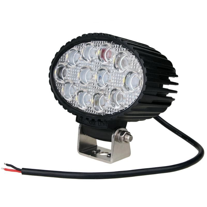 Projecteur LED 36W oval noir - 2400lm - 10-32VDC - IP68 - M-Tech_0