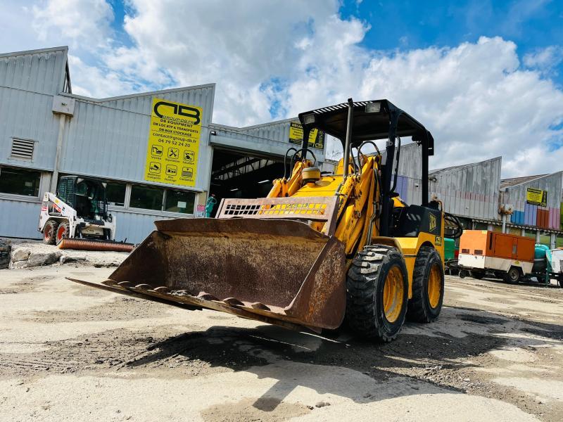 JCB mini tractopelle JCB 1cx (net de tva)_0