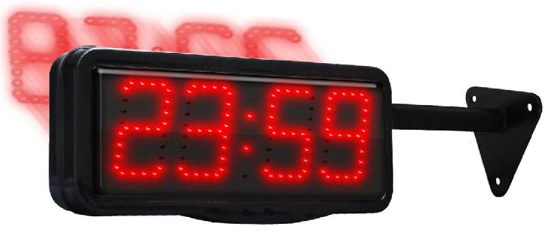 Afficheur int/ext. Led - double face sur potence - 4 chiffres 10 cm - horloge / calendrier / chronomètre / timer / thermomètre (option) - télécommande sans fil #1100/2rg/pm_0