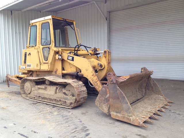 Chargeuse sur chenilles caterpillar 943_0
