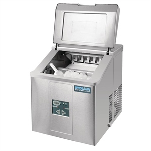Machine à glaçons 15kg - Polar - Refroidissement par air - 3 tailles de glaçons - Référence MGCP15_0