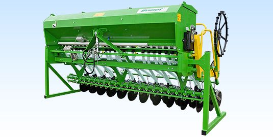 Semoir monté sur herse rotative Bomet SP. Z o.O. Sp.K - Modèles S109/S109/1 - Largeurs 2,5m et 3,0m_0