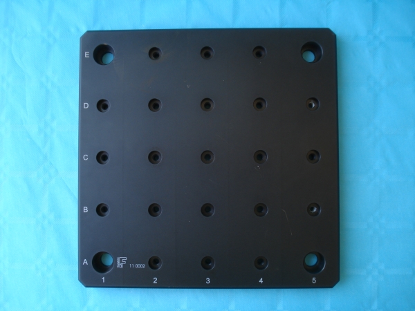 Plaque de base E1 en aluminium anodisé 250 x 250 mm - percée et taraudée M6 - 4 trous de fixation M12_0