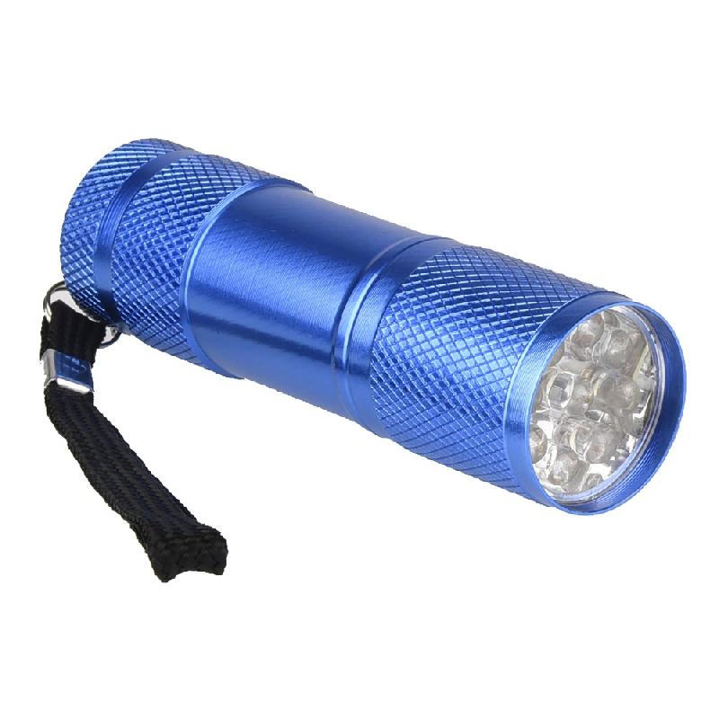 Lampe torche LED - 45 lm - compacte et légère - IP20 - fonctionne avec 3 piles LR03 AAA_0