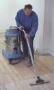 Location aspirateur eau et poussière - électrique avec cuve et accessoires_0