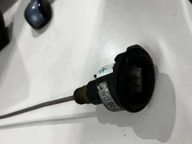 Sonde de température pt100 inutilisée - référence                        :                         c7187_0