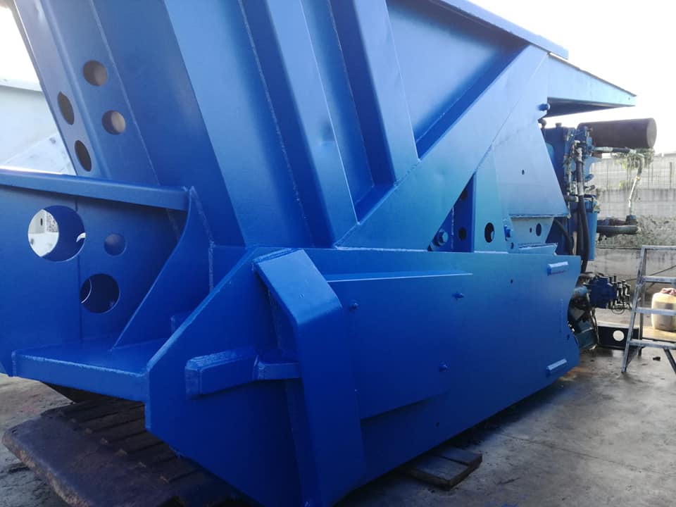 Cisaille bonfiglioli reconditionnée 1000 t 2011_1