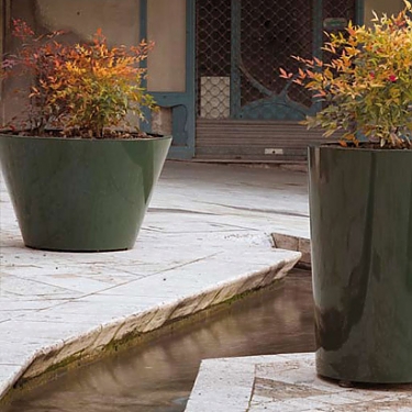Jardiniere konica_0
