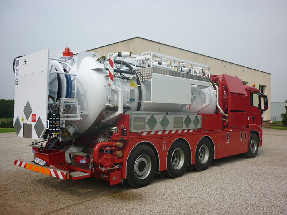 Atex 19t, 26t, 32t - Hydrocureur Huwer - Capacité 7 à 16 m3 - Pompage jusqu'à 3500 m3/h - Haute pression jusqu'à 250 bars_0