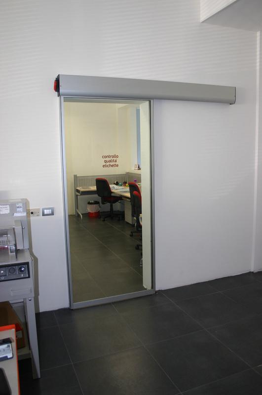 Porte piétonne Rex - intérieur - automatisme innovant à système unique avec deux vantaux de 140 kg_0