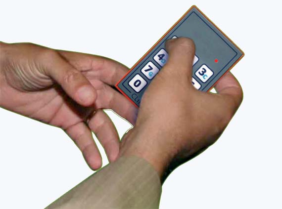 Boîtier de vote interactif PowerQuizz - compact, 2,4 GHz, jusqu'à 10 choix de réponses_0