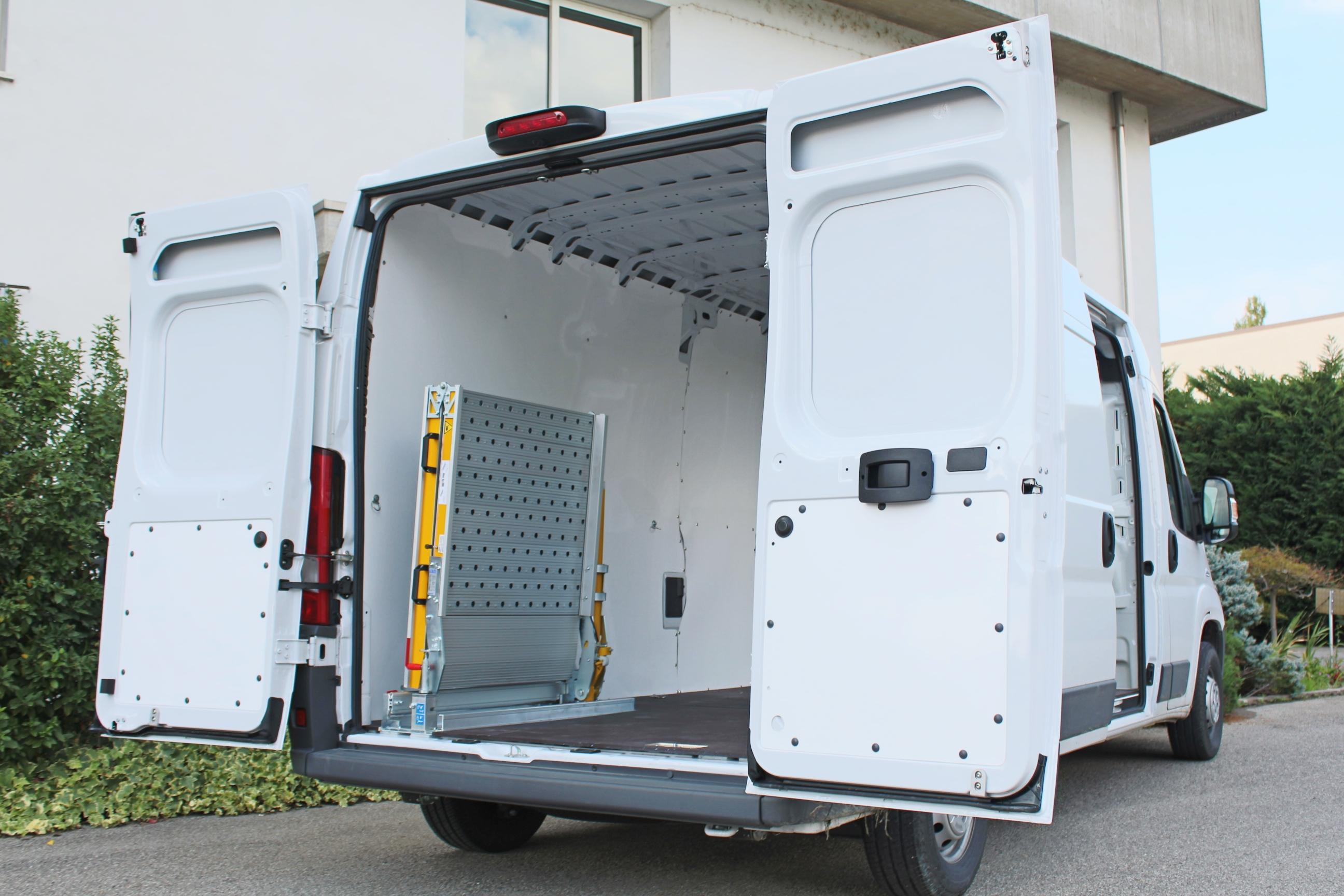 Rampes de chargement WM EASY - aluminium, légères, antidérapantes, 300kg, pour PMR et véhicules_0