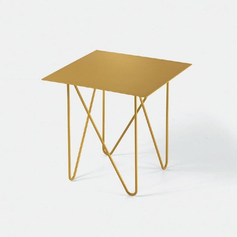 Table basse SHAPE acier couleur doré_0