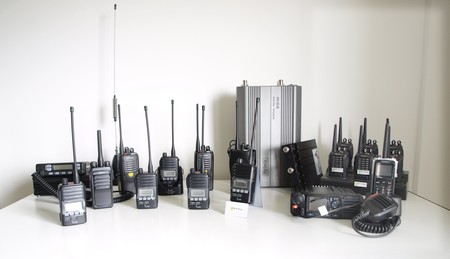 Talkies walkies - Large gamme analogiques et numériques - Avec ou sans licence_0