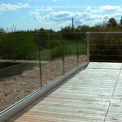 Garde-corps tout verre - design haut de gamme pour terrasse avec transparence et pureté_0