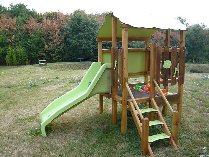 Structure de jeux pour crèche - Le TE - De 1 à 4 ans_0