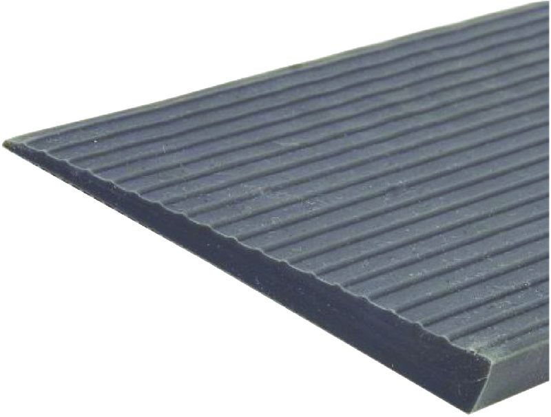 Rampe pour PMR en caoutchouc adhésive - Hauteur 10 mm, Profondeur 100 mm, Largeur 900 mm - Référence AXS020_0