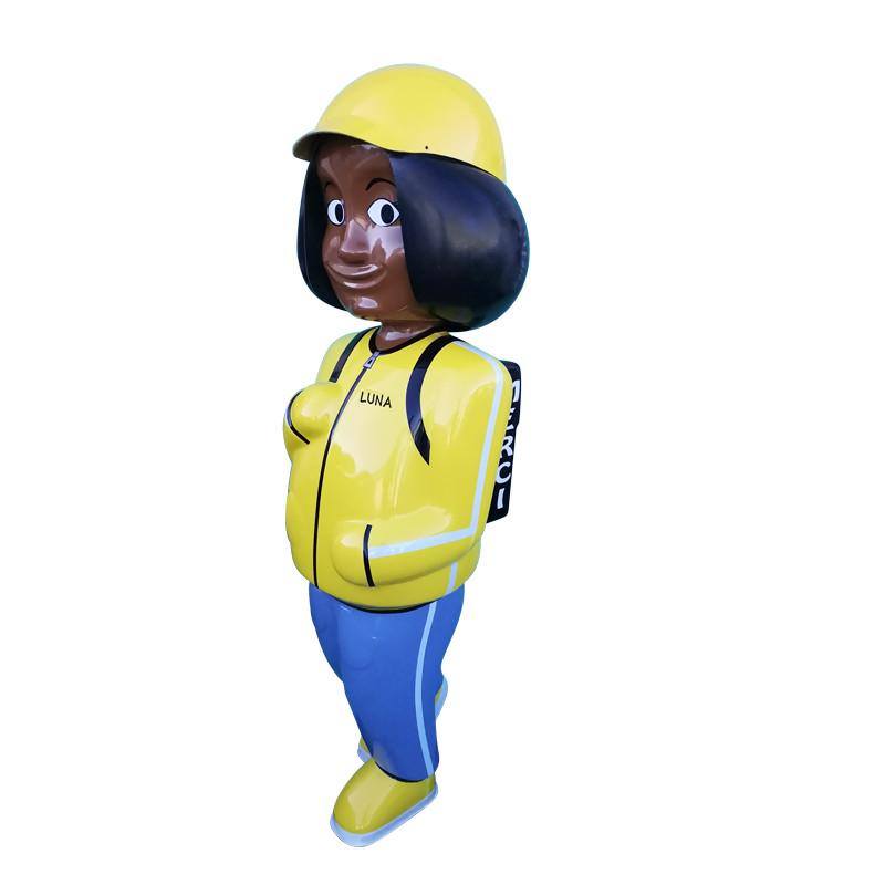 Personnage de signalisation pour école - Alix, figurine 3D en fibre de verre et résine polyester, 158 cm_0