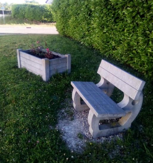 Petit banc de jardin en produit recyclé - 100% écolo - 900 mm - Polyal issu du recyclage de la brique alimentaire_0