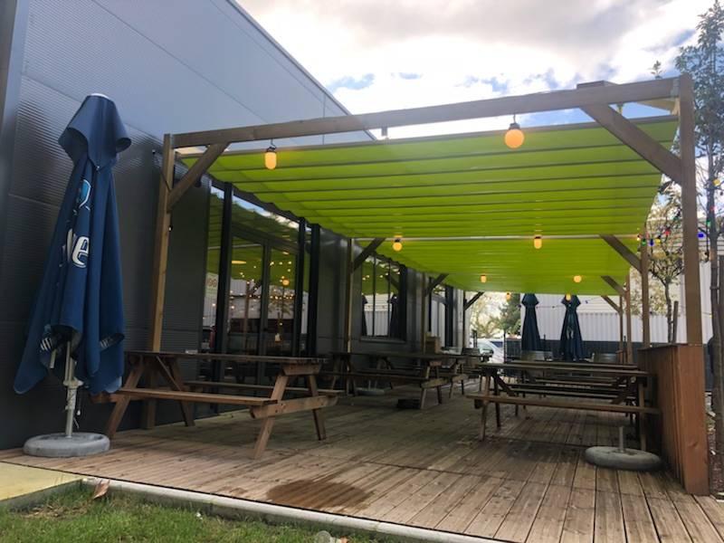 Pergolas sur mesure avec toile de qualité Serge Ferrari - Design moderne pour terrasses en Aquitaine_0