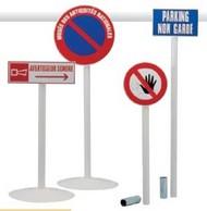 Poteau acier équipé BS40 - fixation sur socle ou à sceller - pour panneaux d'information et signalisation_0