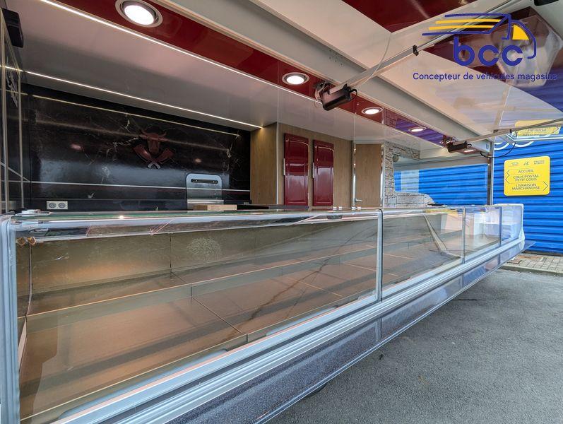 Camion marché panoramique boucherie - Peugeot Boxer 165 CV - 6m60 - Vitrine 5m89 + réserve haute_0