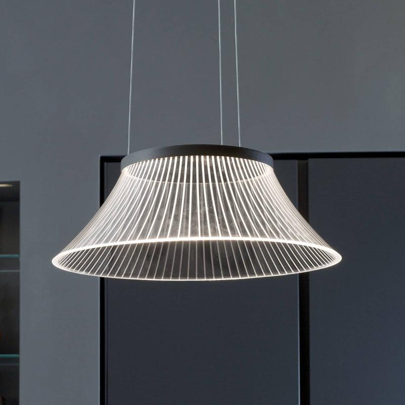MARTINELLI LUCE SUSPENSION LED PLISSÉ, ABAT-JOUR GRAVÉ AU LASER