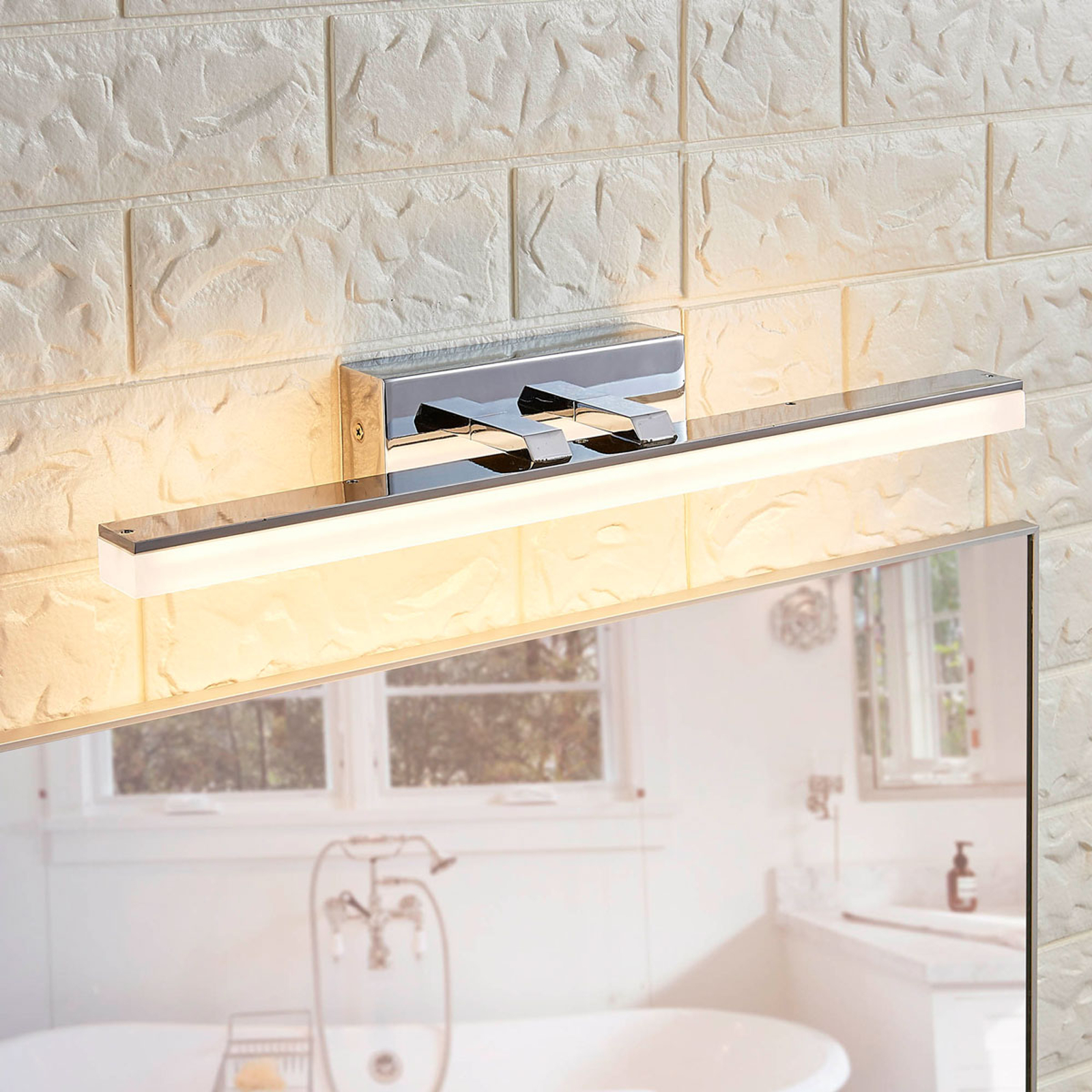 LUCANDE APPLIQUE LED ALLONGÉE POUR SALLE DE BAIN JULIE