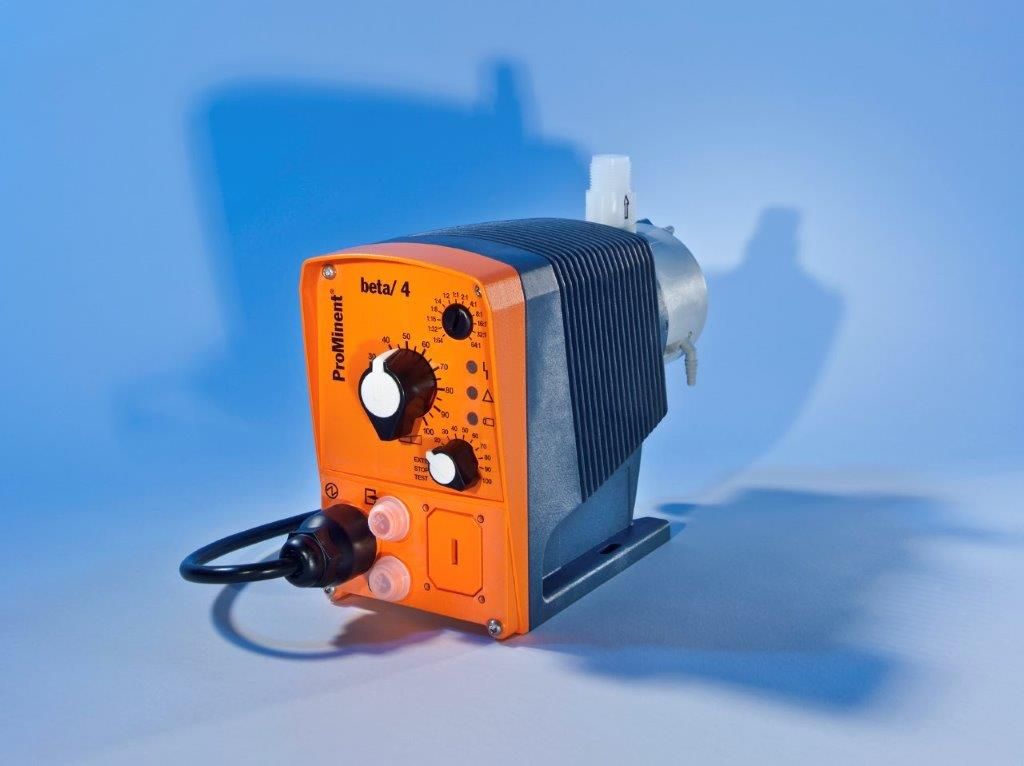 Pompe doseuse électromagnétique Béta - 0.74 litre/heure à 32 litres/heure - traitement de l'eau et dosage de liquides chimiques_0