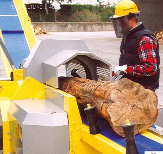 Centre de travail électrohydraulique Forest Cut 48 pour bois