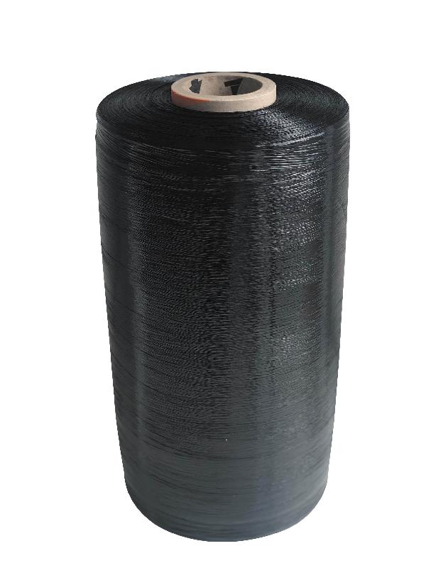 Film pré-étiré machine soufflé noir opaque - 513524 – Noir 8,6µ - 441 mm x 3250 m_0