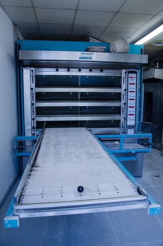 Four à sole de boulangerie performant et de qualité - Eurolabo - modèles électriques de 3m² à 19m² - 3 à 5 étages_0