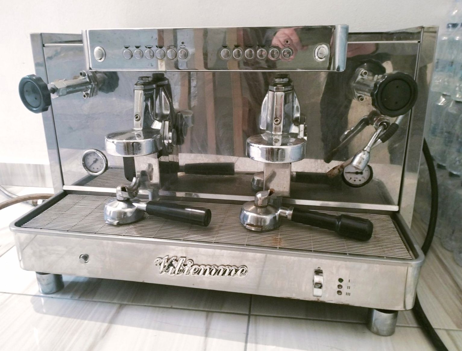 Machine à café professionnelle VBM (Vibiemme) Replica semi-automatique 2 groupes_0