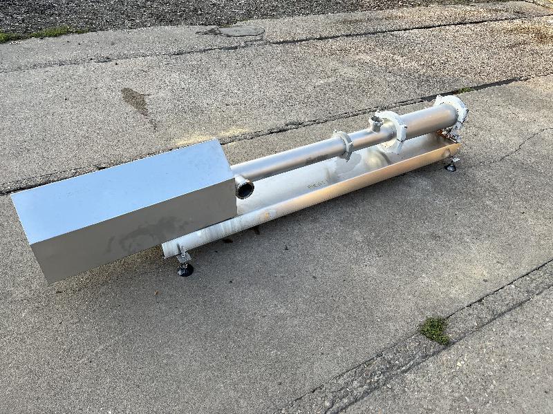 Pompe PCM Moineau MR25H12 - 8,7 m3/H - 8 bar - Moteur 5.5 kW - 1999_0